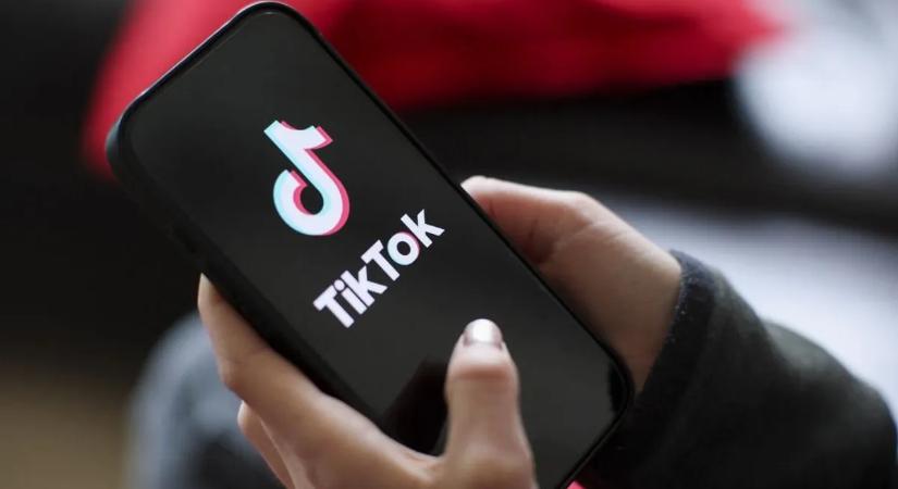 Ez ám a bombahír: a TikTok is beszállhat az autógyártásba!