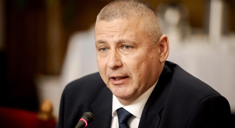 Ruszin-Szendi Romulusz: új vizsgálatot rendelek el a kézigránát-balesetről