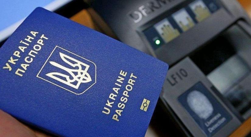 A külügyminisztérium megnevezte azokat az országokat, ahol okmányokat állítanak ki a megszállt területekről származó fiatal ukránoknak