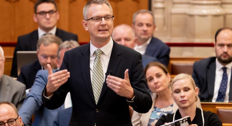 Rétvári Bence elmondta, miben hibáztak a kampányban, beszélt a Fidesz körüli meggazdagodásokról is