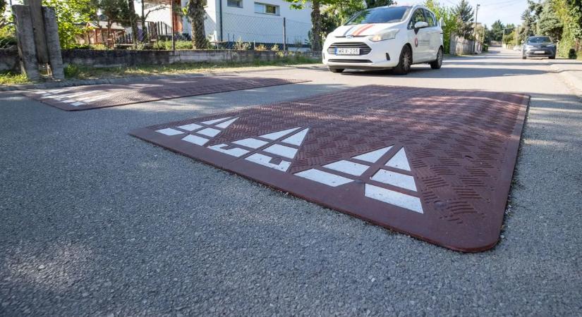 Elege van a száguldozókból? – így kerülhet fekvőrendőr az utcába