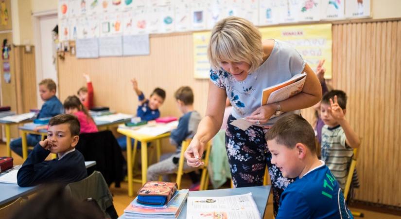 Magyar Péter: „Köszönjünk, köszönjük, köszönjük!”