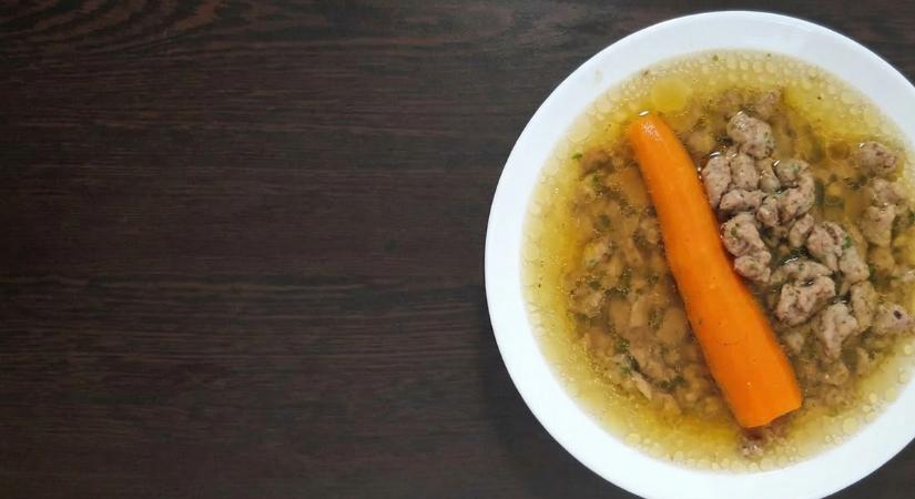 Kálci receptjei: Májgombóc (levesbetét) recept