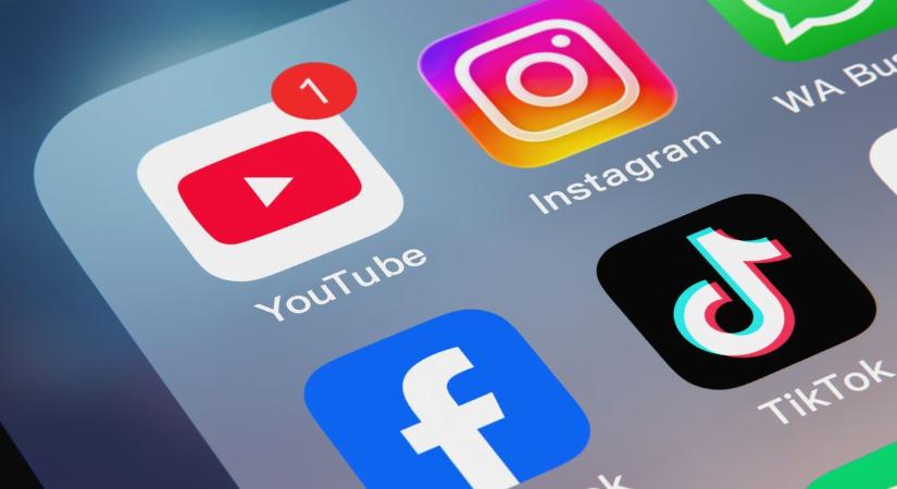 Végre megoldhatják a felhasználók egyik legnagyobb bosszúságát a Facebookon és az Instagramon