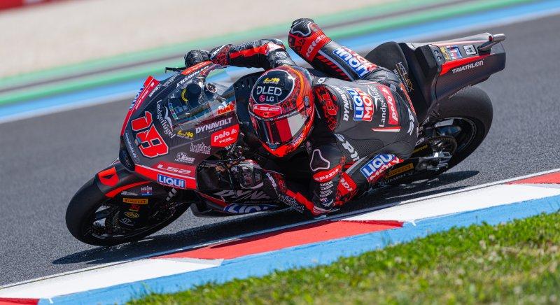 A vb-éllovasok győztek a Balaton Park betétfutamain, óriási baleset a Moto3-ban
