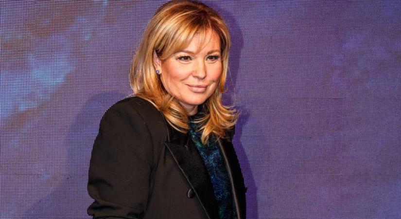 Liptai Claudia miniszoknyája nem sokat takart a fesztiválon: 52 évesen fantasztikusan néz ki