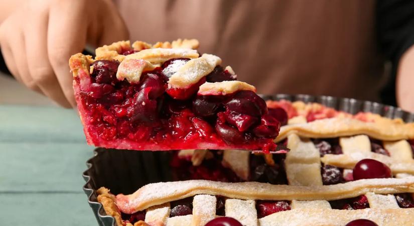 Meggyes pite lett a június sztárja: mutatjuk a receptet