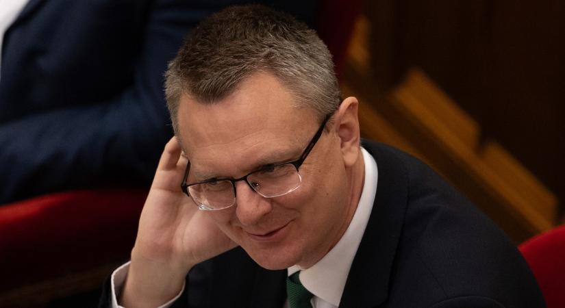 Rétvári: „Nyomatékosabban el kellett volna mondani azt a rengeteg teljesítményt, amit letettünk az asztalra a 16 év alatt”