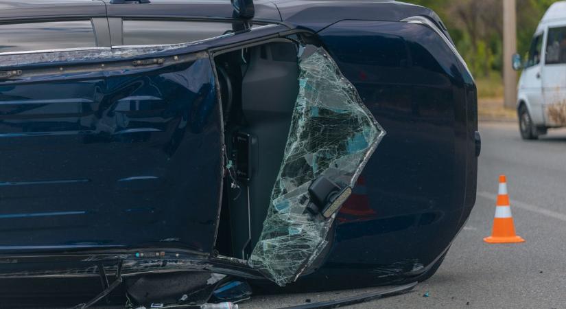 Karambol történt az M7-esen
