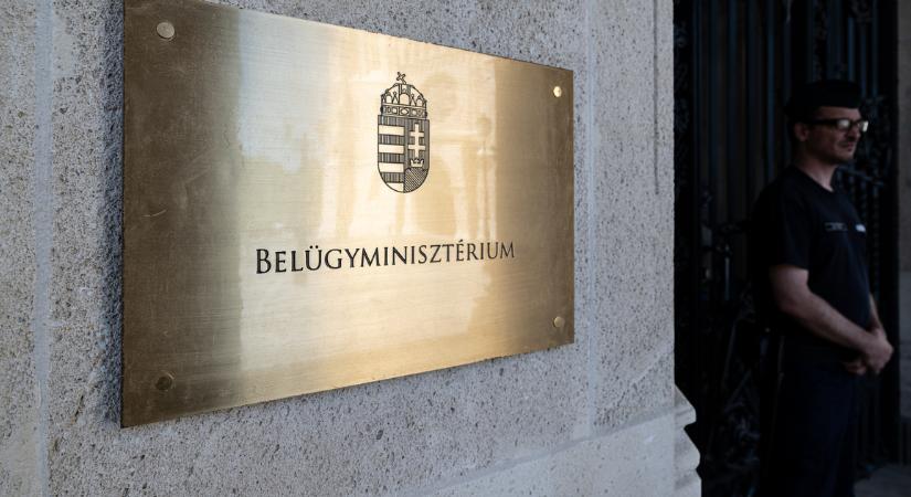 Megindultak a vizsgálatok a politikai alapon adott menekülti jogállásokról