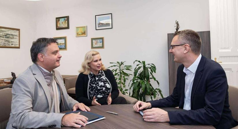 KDNP: Kiállunk Juhász Hajnalka mellett!