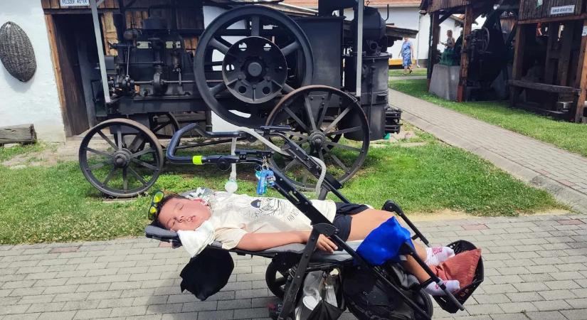 Csoda, hogy él: elárasztották jókívánságokkal a 19 éves, SMA-s Zsoltit