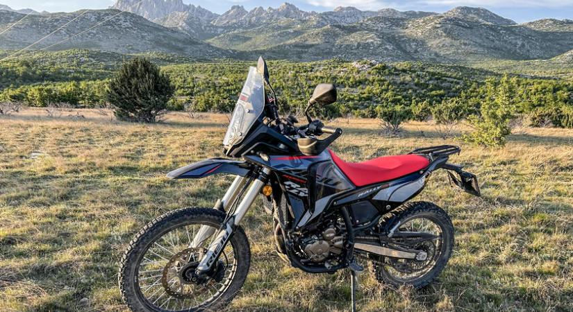 Teszt: Rieju Aventura Rally 307 - Vérbeli kalandmotor a hétköznapokra?