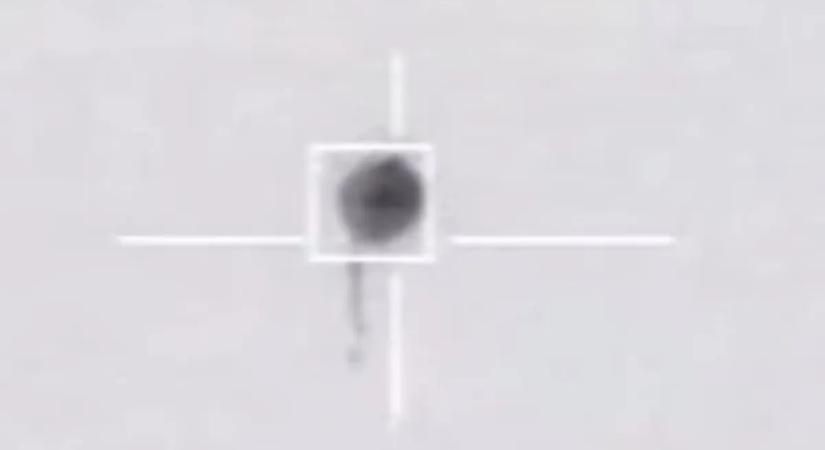 Fekete, gömb alakú: Rakétával lőtték le az UFO-t