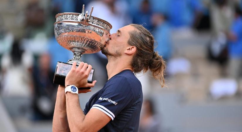 Negyedik próbálkozásra összejött: Zverev a Roland Garroson törte meg a Grand Slam-átkot