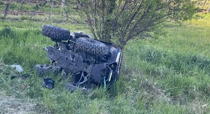 Halálos quadbaleset Pápán: egy férfi és hétéves gyermeke utazott a járművön