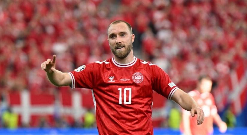 Összeesett egy válogatott meccsen Christian Eriksen