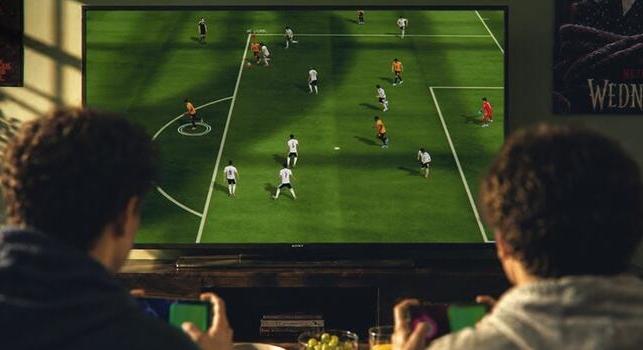 Robban a vb-bomba: Június 11-én jön az új FIFA játék, de nem lesz benne köszönet!