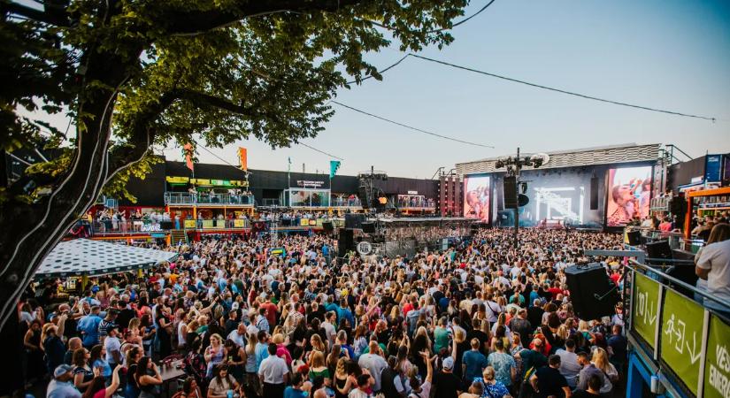 Tíz év emlékei egyetlen éjszakán: ezen a szombaton visszatér a Total Dance Cabrio a Budapest Parkba