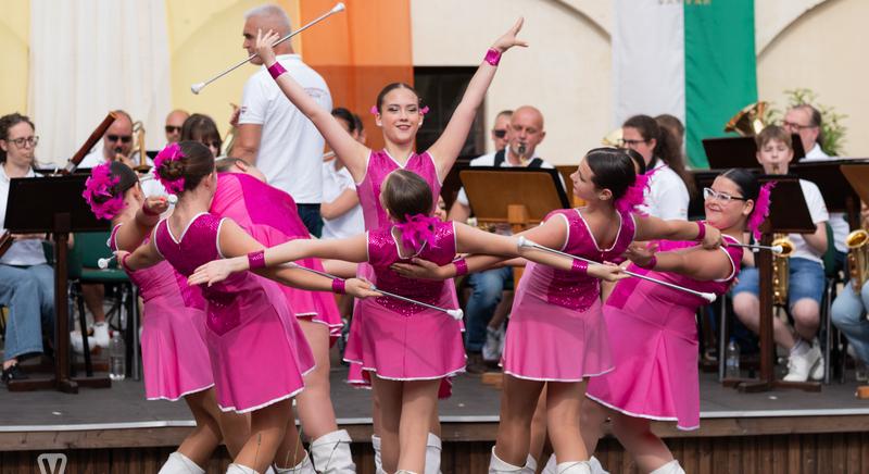 Botforgatók Show-ja - XIV. Sárvári Fúvószenekari és Mazsorett Fesztivál