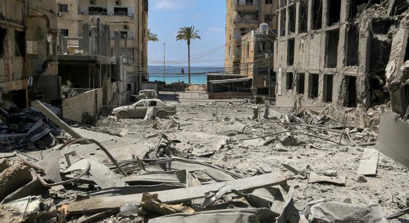 Izrael Bejrútot bombázta, cserébe Irán rakétákat indított ellene