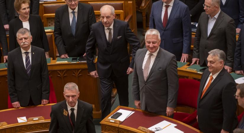 Sulyok Tamás nem testesíti meg a nemzet egységét