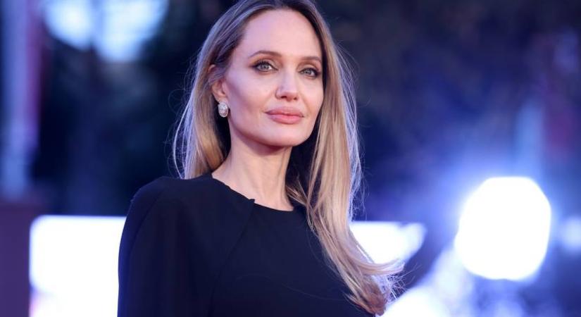 A sármos színésznek még párja volt, mikor feleségül vette Angelina Jolie-t: durva a megcsalás sztorija