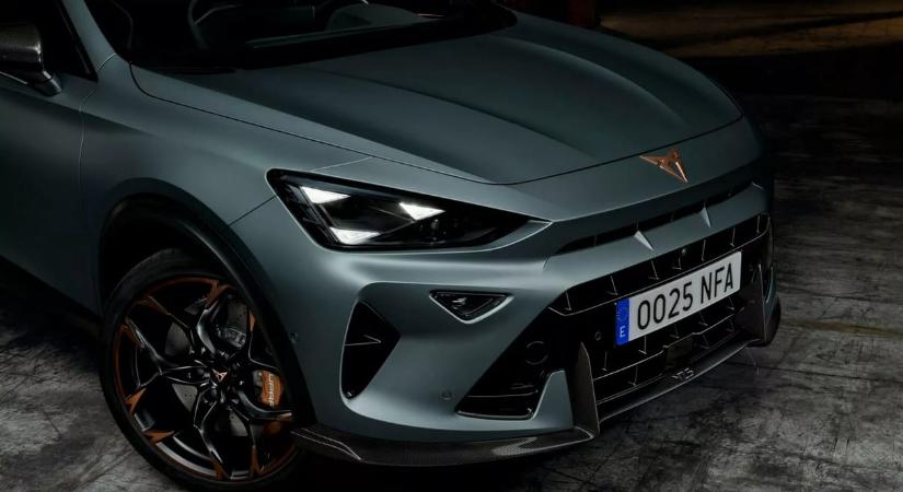 Tovább dobog a győri szív, Magyarországon a legújabb 5 hengeres Cupra