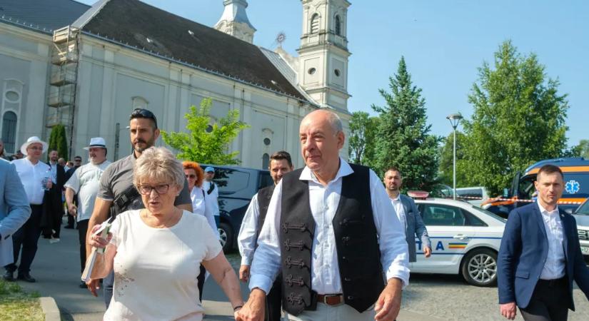 Sulyok Tamás szeretett volna mindig ugyanazokkal a pilótákkal repülni, amikor a honvédségi géppel utazott