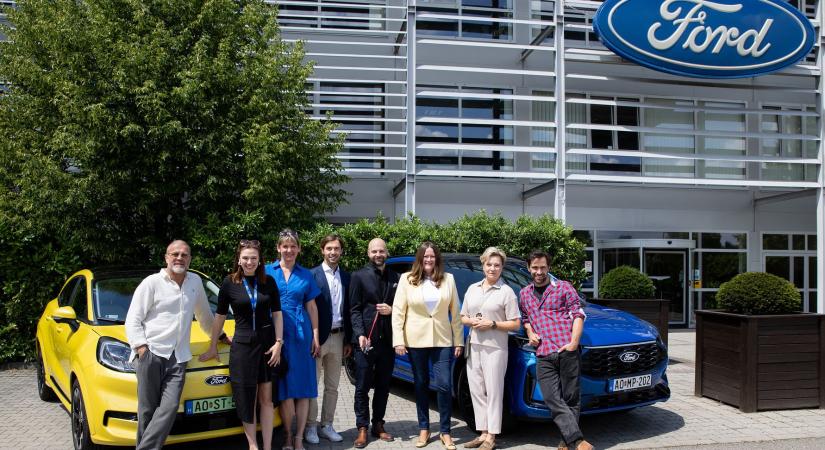 Színházi projektbe kezd a Ford