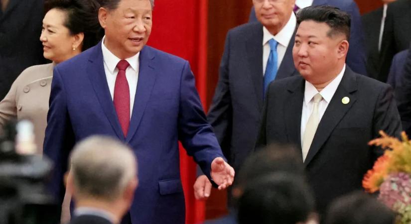 Észak-Koreába látogatott Hszi Csin-ping kínai elnök