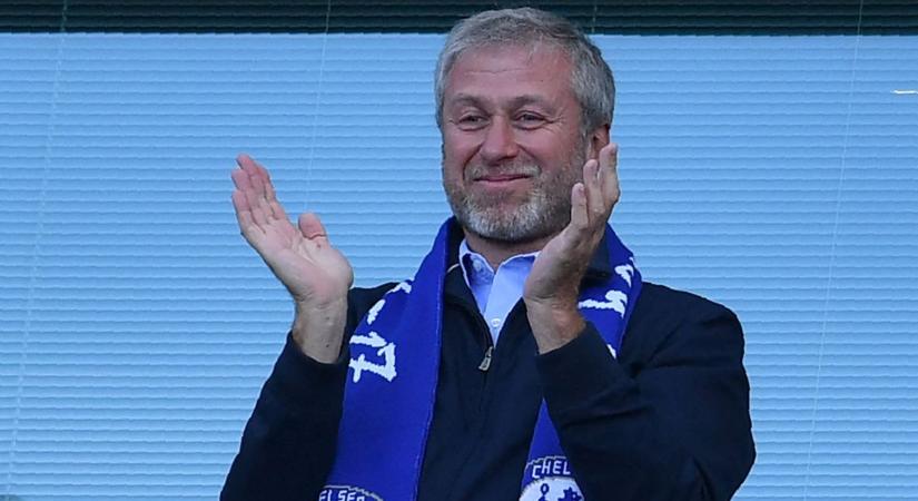 A Chelsea volt tulajdonosa kereste föl Zelenszkijt az orosz elnök megbízásából