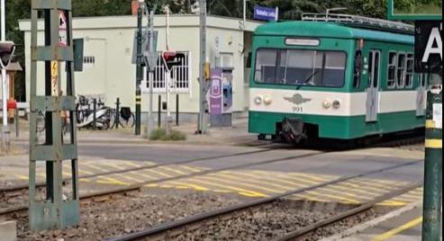 2029-től jöhet a „luxus-HÉV”, addig marad az izzadás