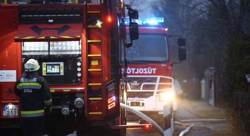 Kigyulladt egy tároló Kőszegen