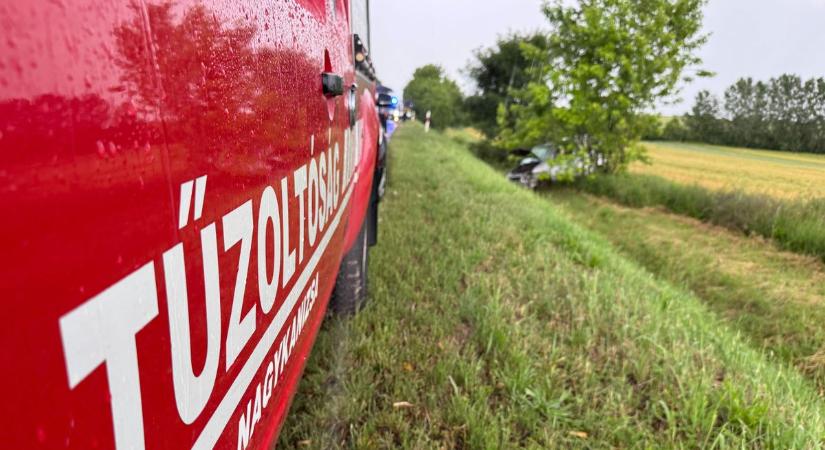Káosz az utakon! Senki sem volt biztonságban, aki a szakadó esőben elindult
