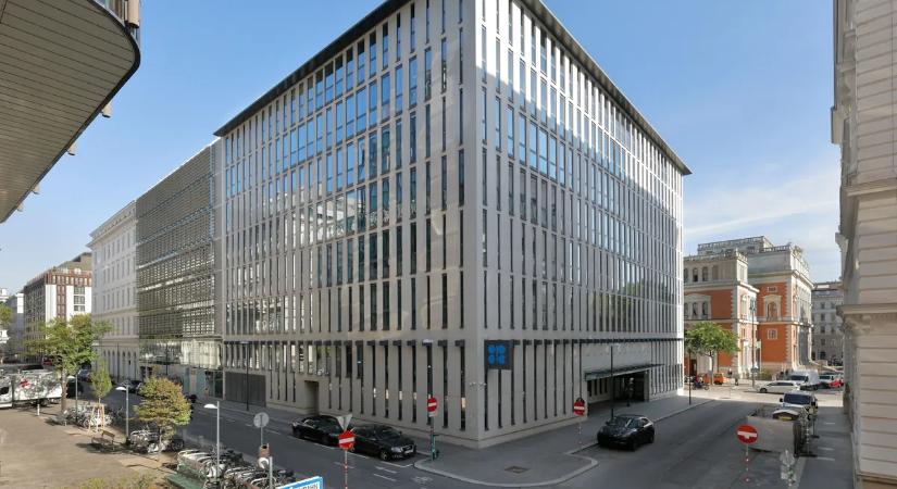 Letépte az öltönyt az OPEC, de nem volt alatta szuperhős-gúnya – ez édeskevés lesz az elemzők szerint