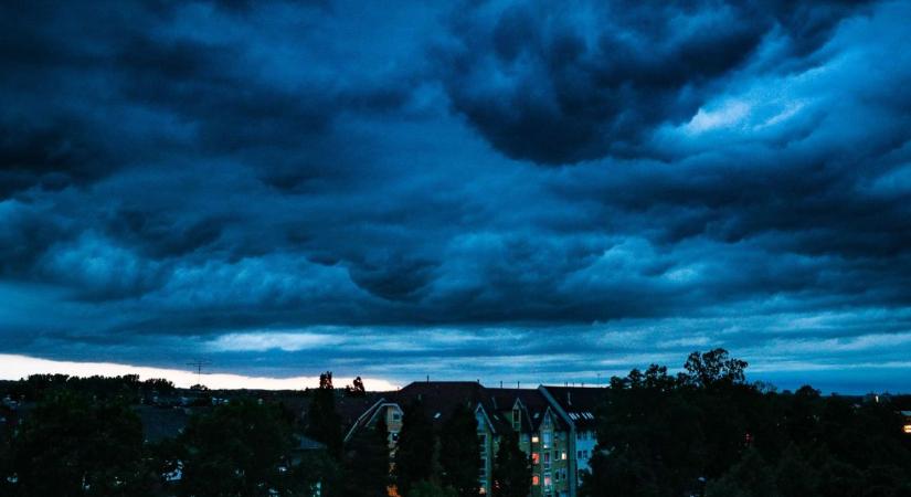 Jön a vihar! Elsőfokú figyelmeztetést adtak ki