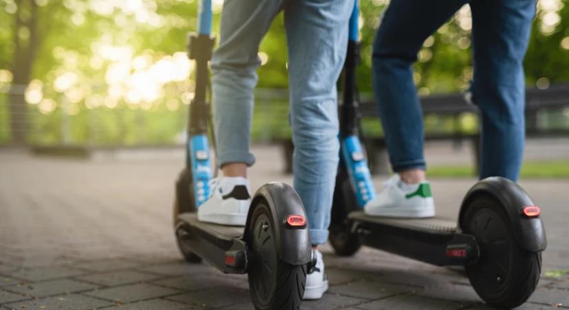 Az elektromos rollerek használatának szabályozására hívja fel a figyelmet a Jövő Mobilitása Szövetség
