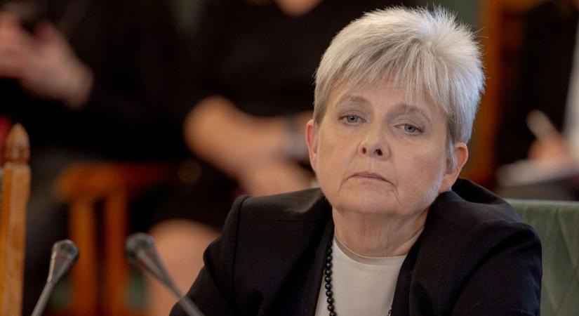 Dráma Székesfehérváron: az ötödikről zuhant ki egy kollégista
