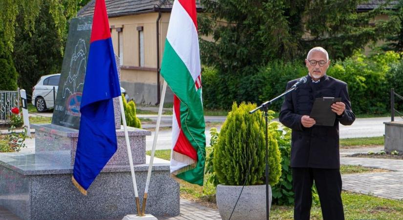 A békediktátum évfordulójára emlékeztek Bágyogszováton - fotók