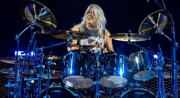 Mikkey Dee: "sosem hibázom a koncerteken"