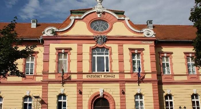 Bezárt kórházi osztályok: Sátoraljaújhely segítséget kér