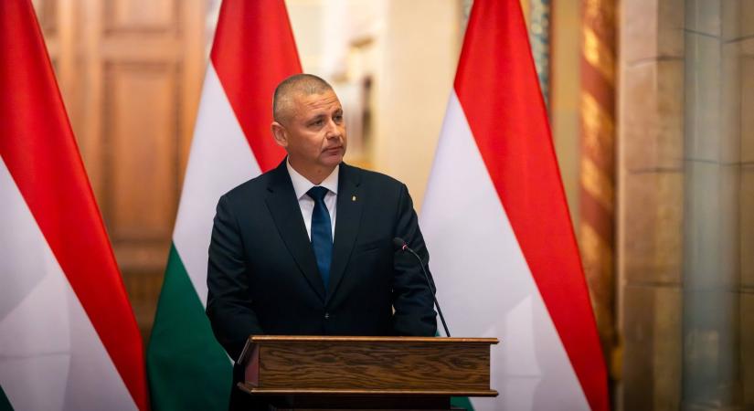 Ruszin-Szendi Romulusz azt ígéri, a politikai felelősét is megtalálják az újdörögdi kézigránát-balesetnek