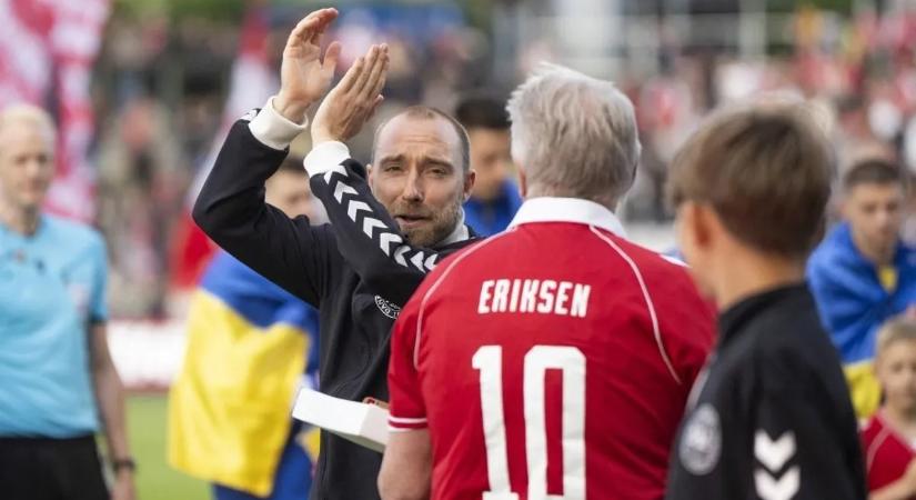 „Beszéltem vele”  friss hírek érkeztek a pályán összeesett Christian Eriksenről