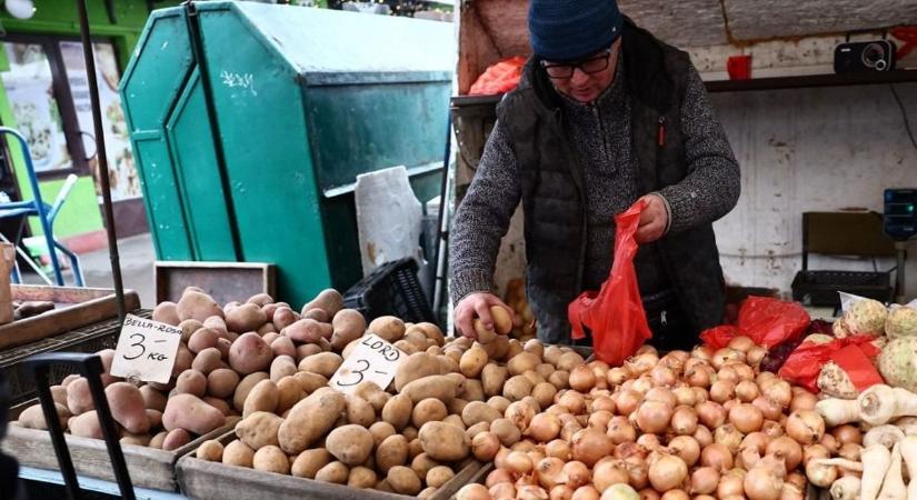Ömlik a lengyel burgonya Magyarországra: zuhannak a termelői árak, de a boltokban ebből alig érzünk valamit