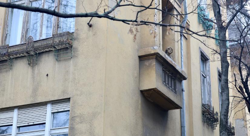 Egy városi legenda nyomában: valóban haláláig várta szerelmét a menyasszony a Thököly úton?