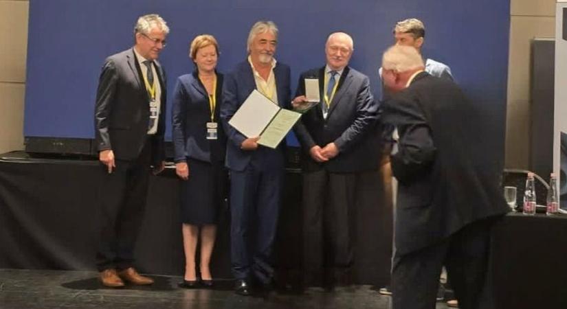 Az egyik legrangosabb szakmai elismerést vehette át a nyíregyházi osztályvezető főorvos