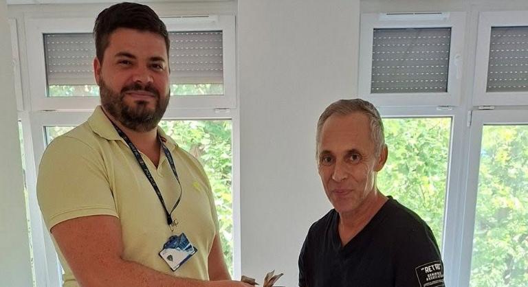 Százezer forintot loptak egy kórházban fekvő férfitól, hamar meglett a tettes