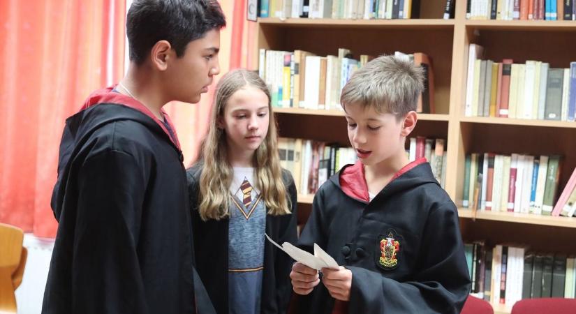 Varázslatos versenyt rendeztek a pécsi iskolában (GALÉRIA)