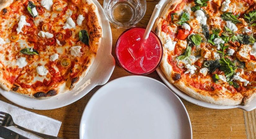 Egy ismert pizzéria 11 eurót számított fel egy vendégnek egy üres tányérért: egyre gyakoribbá válik majd